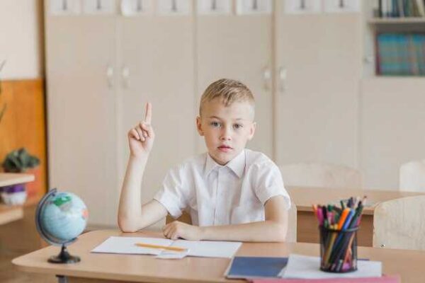 Что необходимо знать и уметь ребенку перед началом учебы в 1 классе