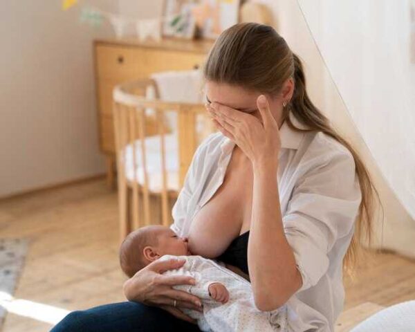 Что делать если ребенок отказывается от грудного вскармливания и не берет грудь